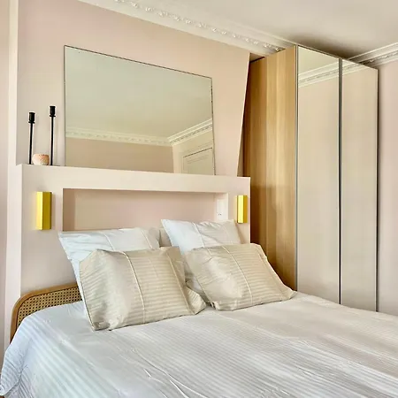 Appartement Coeur De Montmartre ! Parijs