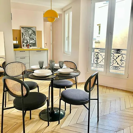 Appartement Coeur De Montmartre ! Parijs